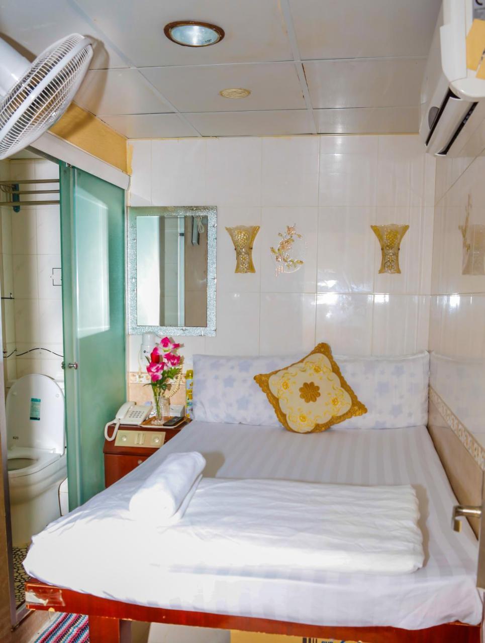 Everest Hostel 14/F Hongkong Buitenkant foto